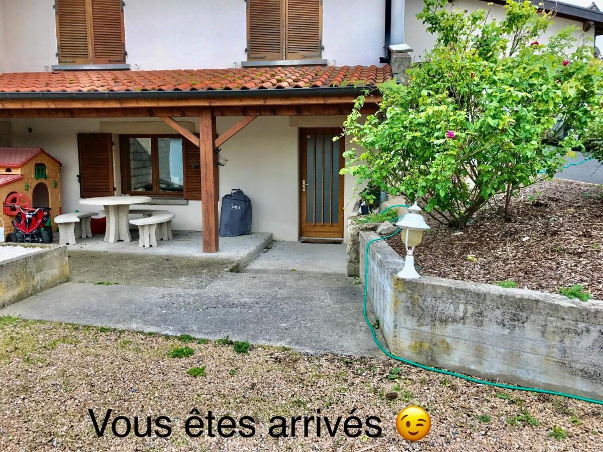 Spacieux Appartement 110M2 Avec Terrasse Privative Beauregard-Vendon Exteriér fotografie