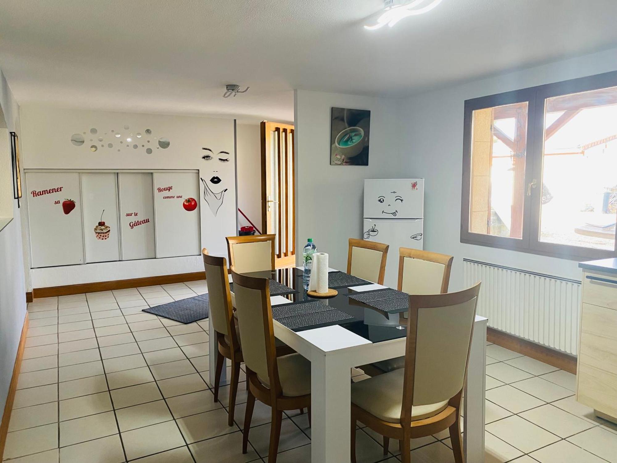 Spacieux Appartement 110M2 Avec Terrasse Privative Beauregard-Vendon Exteriér fotografie